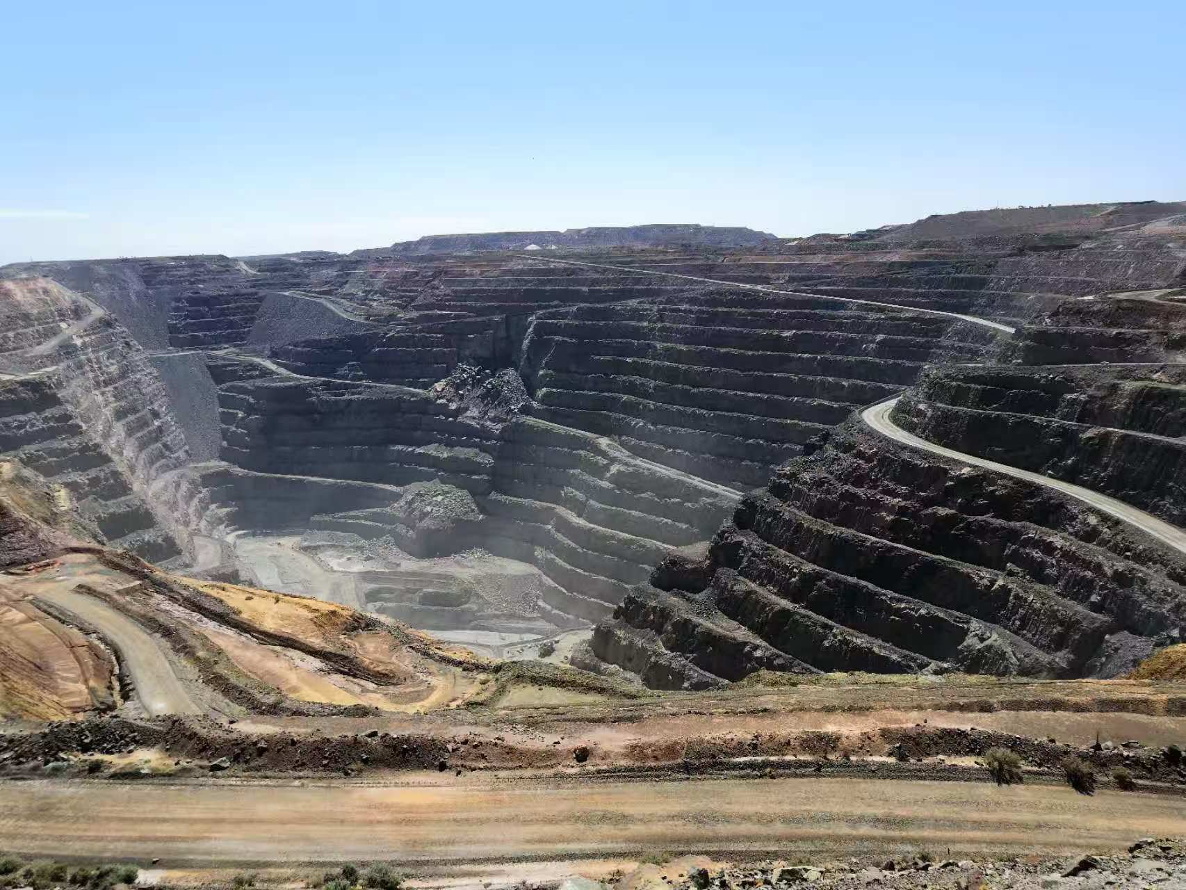 Open-Pit & Strategic Mine Planning